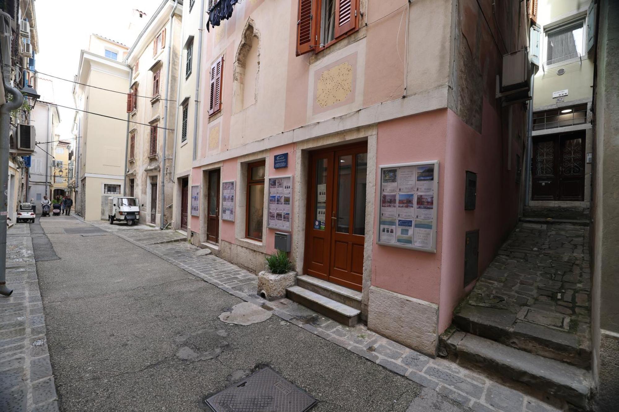 Mhouse Apartment Piran Bagian luar foto